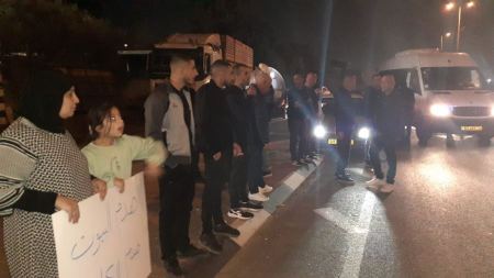 الطيبة: مظاهرة منددة بقرار هدم منزل ضياء جابر وسياسة الهدم